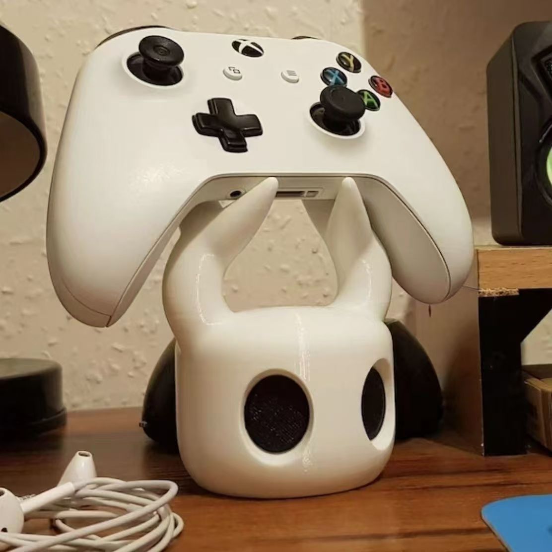 Cool Gaming Accessories Xbox - حامل وحدة تحكم ألعاب الأشباح الكرتونية