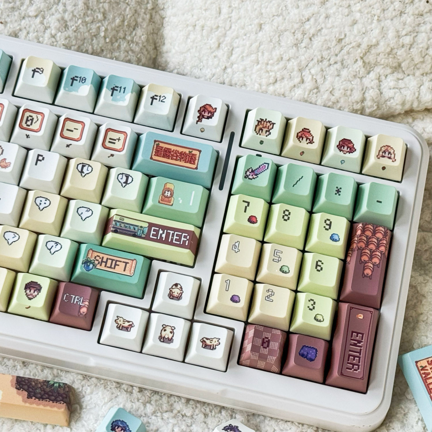 137 مفتاحًا بكسل نمط أغطية الم - مراجعة Gaming Accessories Cute وسعره
